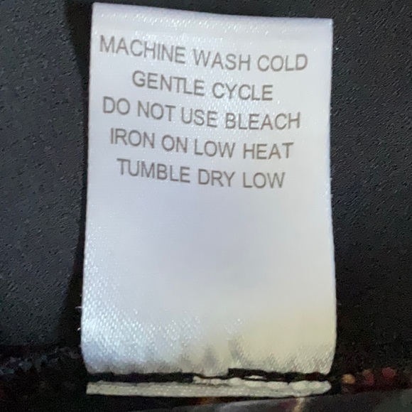 Violet & Claire size M sleeveless top sheer black with flowers - Picture 9 of 10